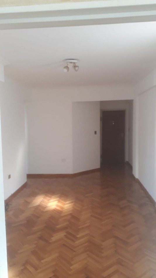 OPORTUNIDAD! DEPARTAMENTO DOS AMBIENTES EN RECOLETA EN VENTA