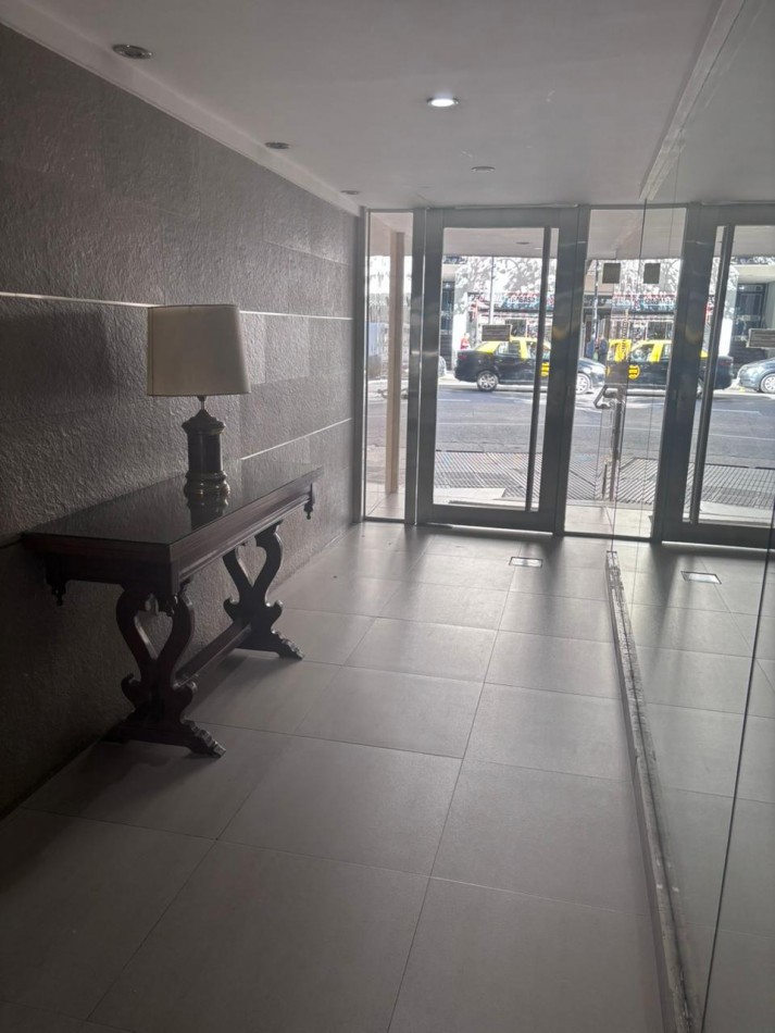 OPORTUNIDAD! DEPARTAMENTO DOS AMBIENTES EN RECOLETA EN VENTA