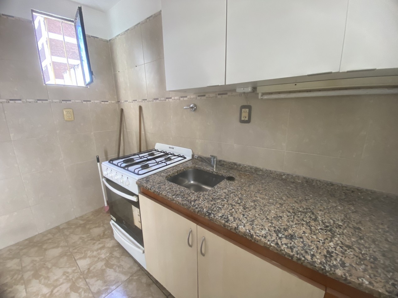 OPORTUNIDAD! DEPARTAMENTO DOS AMBIENTES EN RECOLETA EN VENTA