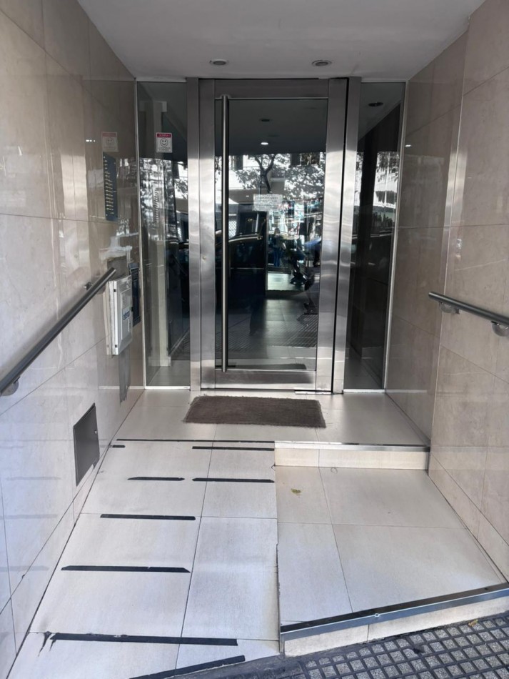 OPORTUNIDAD! DEPARTAMENTO DOS AMBIENTES EN RECOLETA EN VENTA