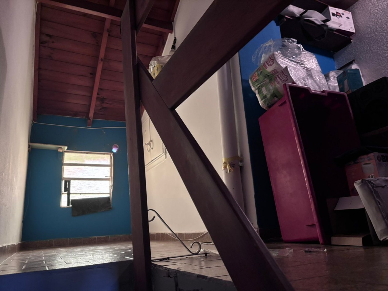 Alquiler casa de 6 amb en Olivos con cochera y jardin!