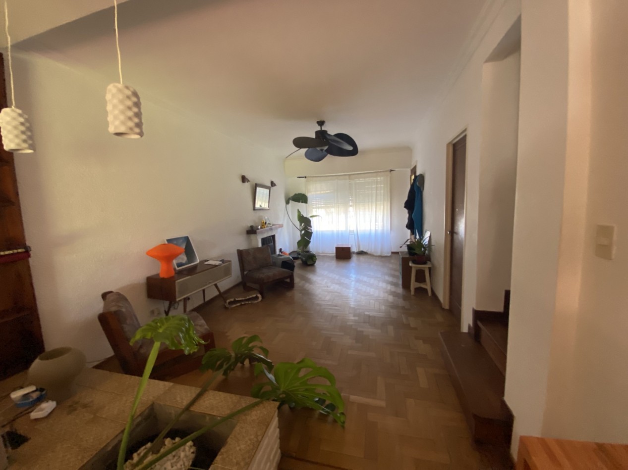 Alquiler casa de 6 amb en Olivos con cochera y jardin!