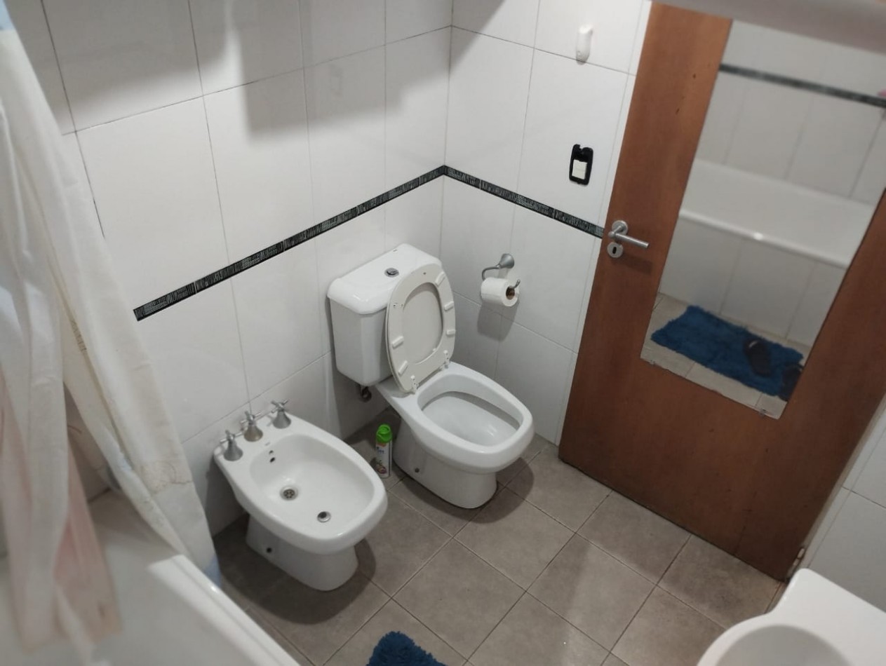 VENTA DEPARTAMENTO DOS AMB EN FLORES