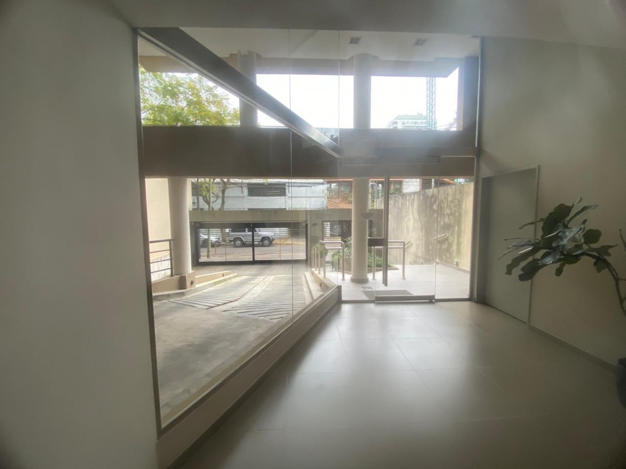 Alquiler Departamento 3 amb con cochera y baulera en Vicente Lopez