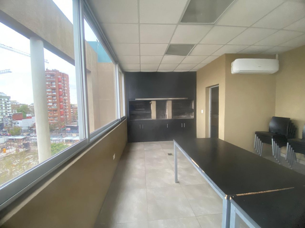 Alquiler Departamento 3 amb con cochera y baulera en Vicente Lopez