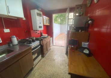 Hermoso departamento de dos ambientes con patio en Florida