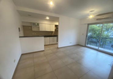 Alquiler Departamento 3 amb con cochera y baulera en Vicente Lopez